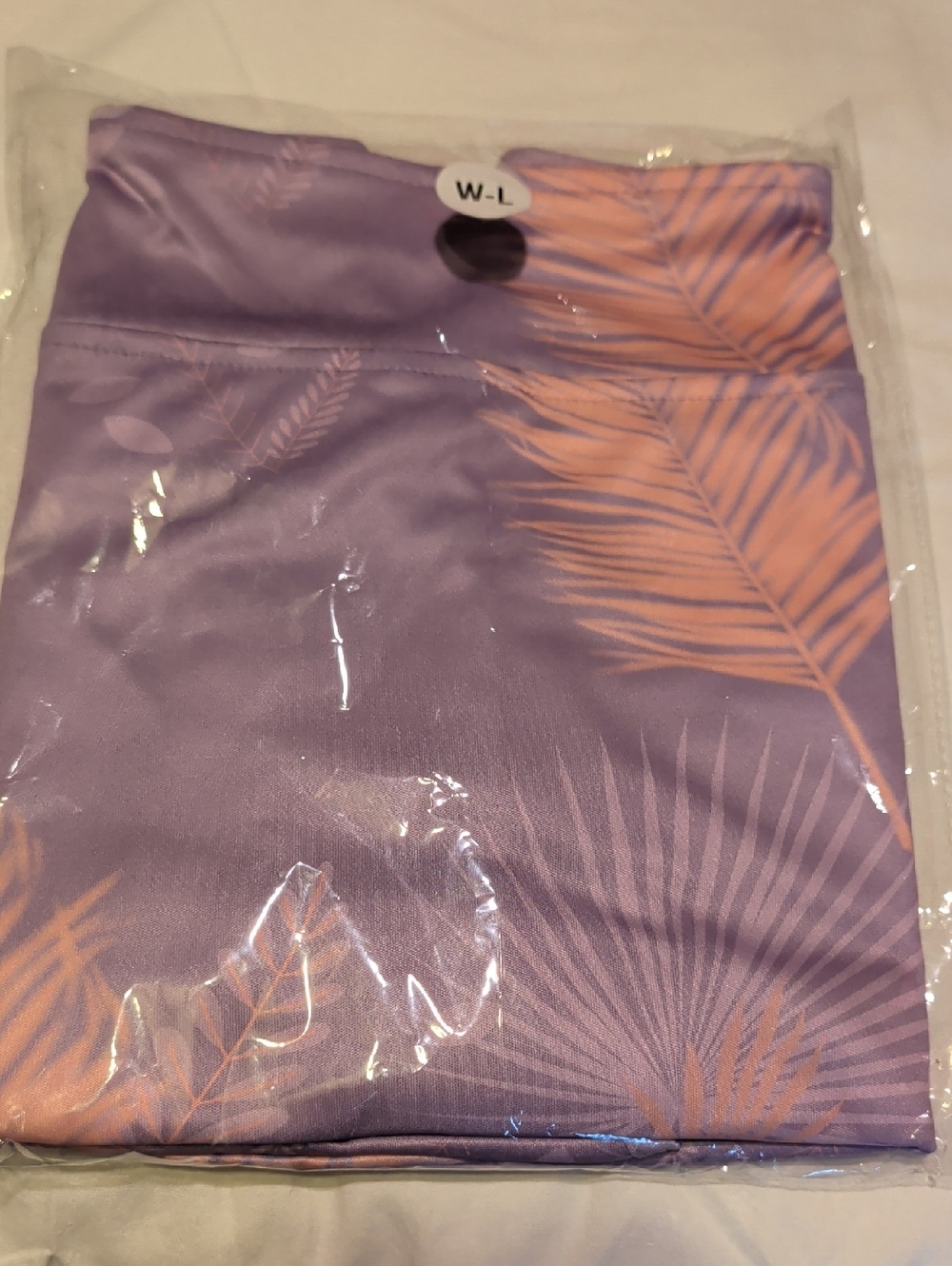 Women’s Lavender Palm-Print Golf Shorts